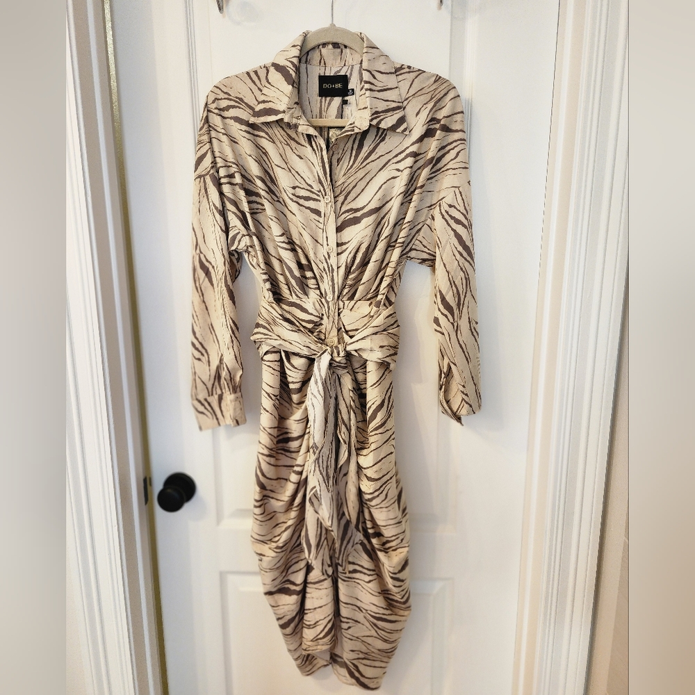 Do-Be Taupe Animal Print Tie front dress
